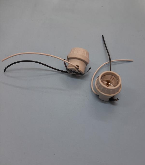 Socket porcelana presion c/cable E 27 Fermetal