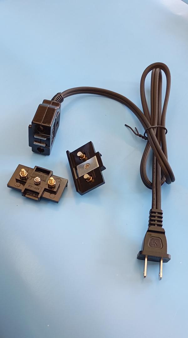 CABLE CORRIENTE Y RECIBIDOR PARA FREIDORA 15A / 125V CON IMAN