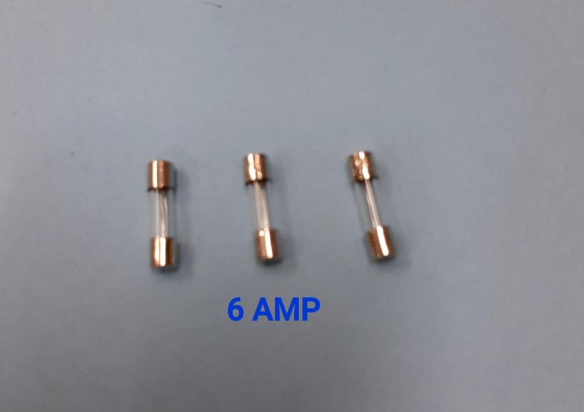 FUSIBLE VIDRIO  6 AMP  EUROPEO PEQUE&Ntilde;O 1090311