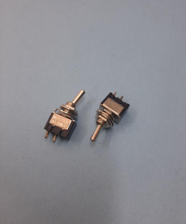 SWITCH MINI PALANCA  2 TERMINALES 3 AMP EC-2510 / 1090509