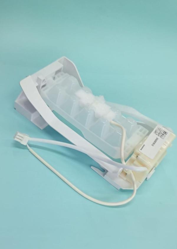 MAQUINA ICE MAKER REFRIGERADORA FRIGIDAIRE / WESTINGHOUSE 3 PUERTAS 243297613 ORIGINAL