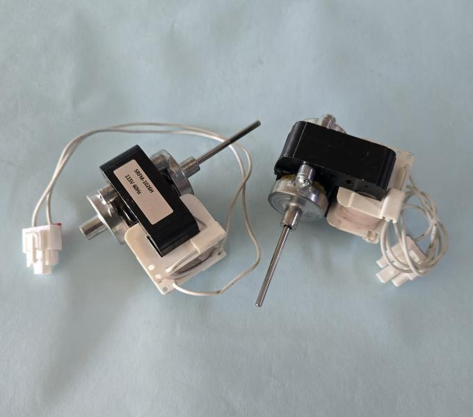 MOTOR ABANICO REFRIGERADORA MASA GRUESA / ESPIGA LARGA SRFM-1026H CON CONECTOR